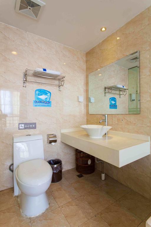 7Days Inn Changsha Wuyi Avenue Yunajialing Metro Station Rum bild